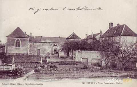 Cour Casenove et mairie (Maidières)